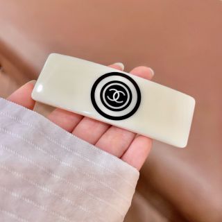 Chanel Classic Signature Hair Barrette